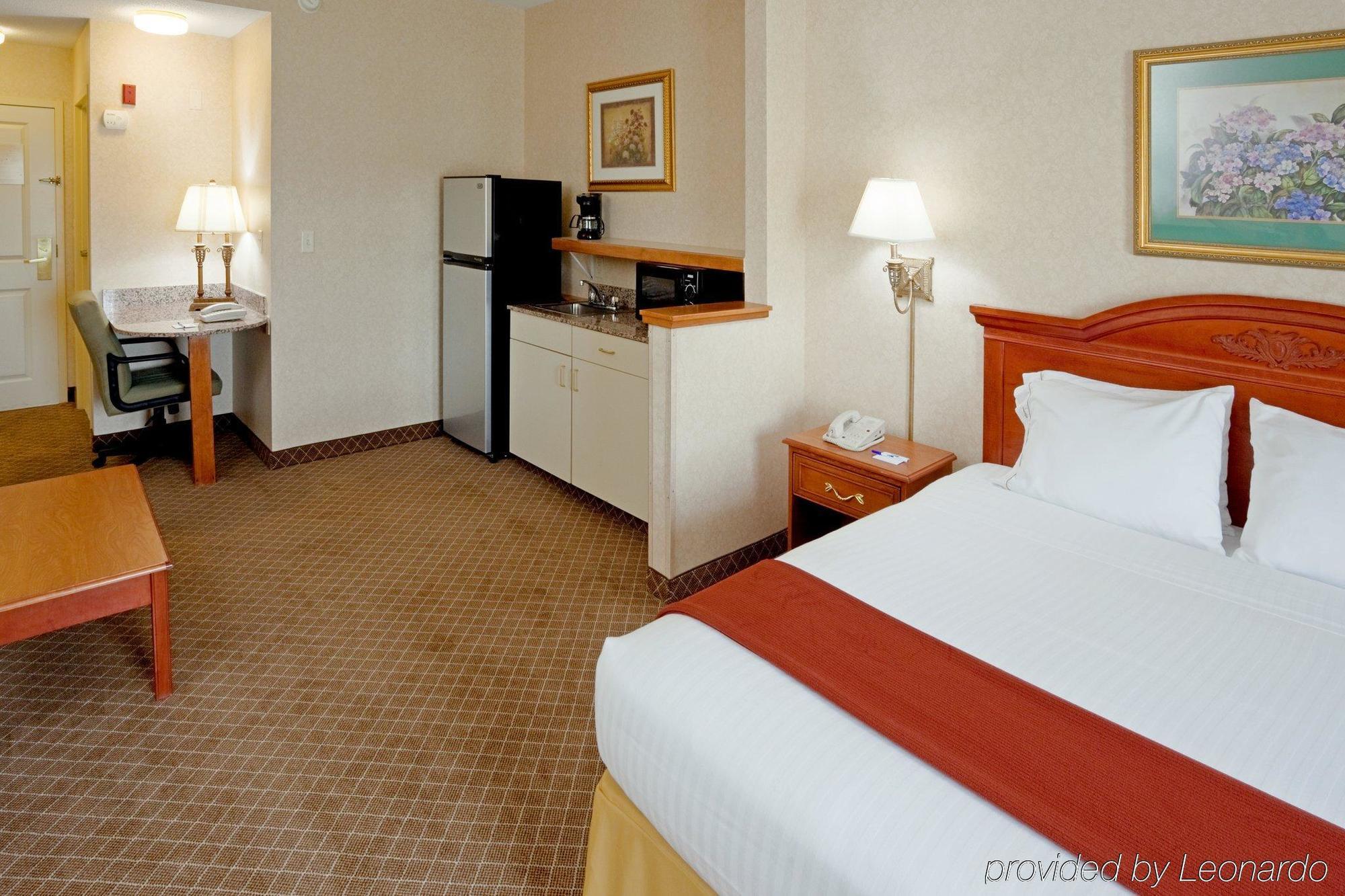 Holiday Inn Express Mount Arlington, An Ihg Hotel Номер фото